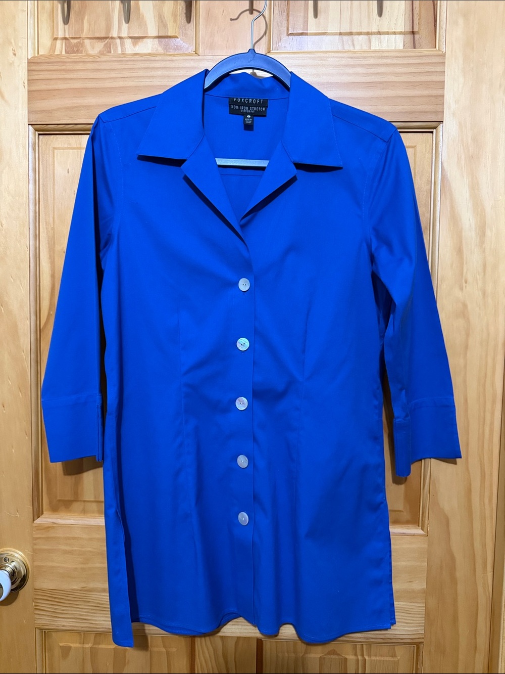Foxcroft Royal Blue Non-Iron Stretch Fitted Button-Front Tunic, Size 4